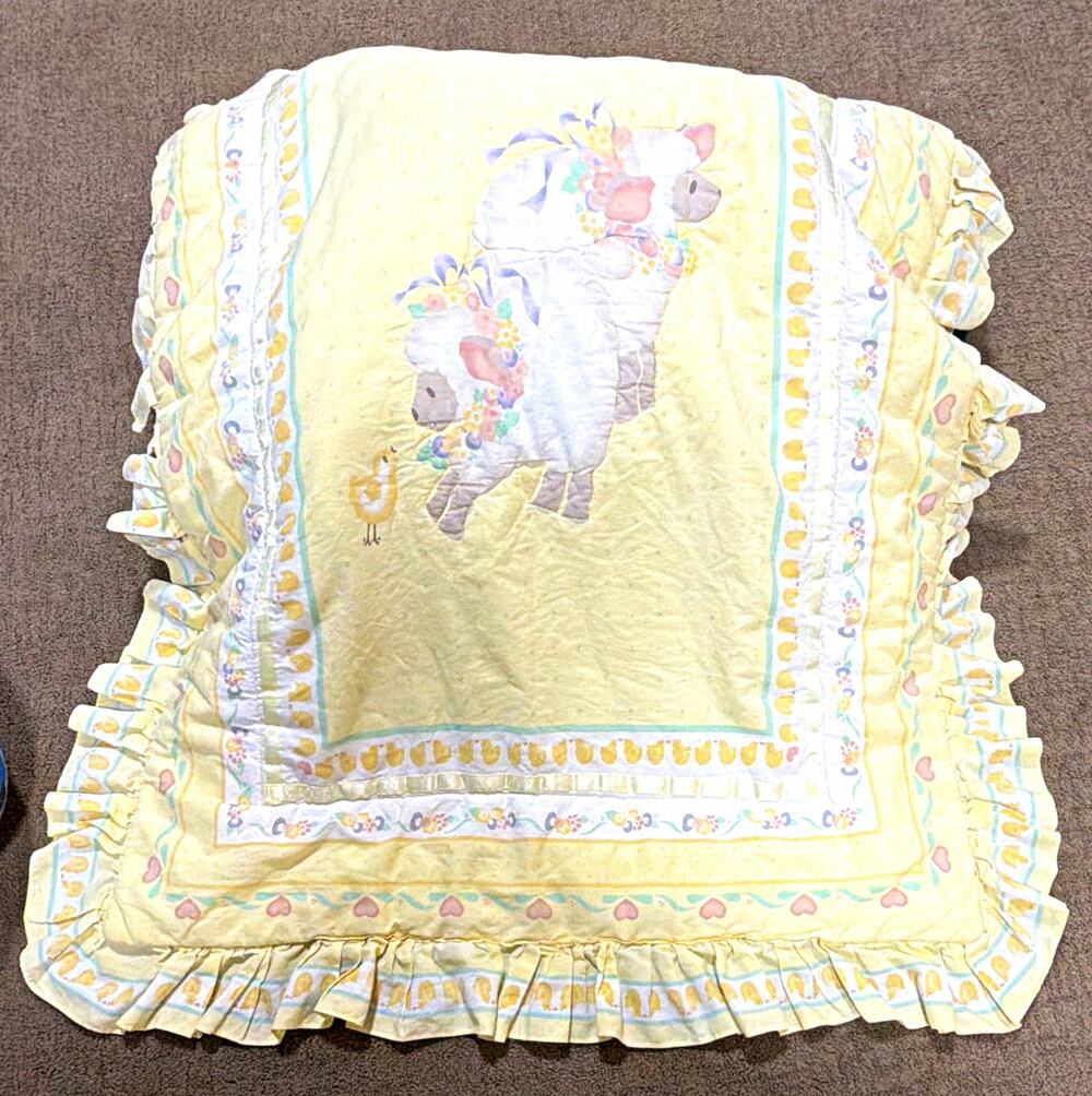 Vtg Handmade Ruffled Crib Quilt Yellow Animal Theme Girl Boy 41x31 lamb sheep